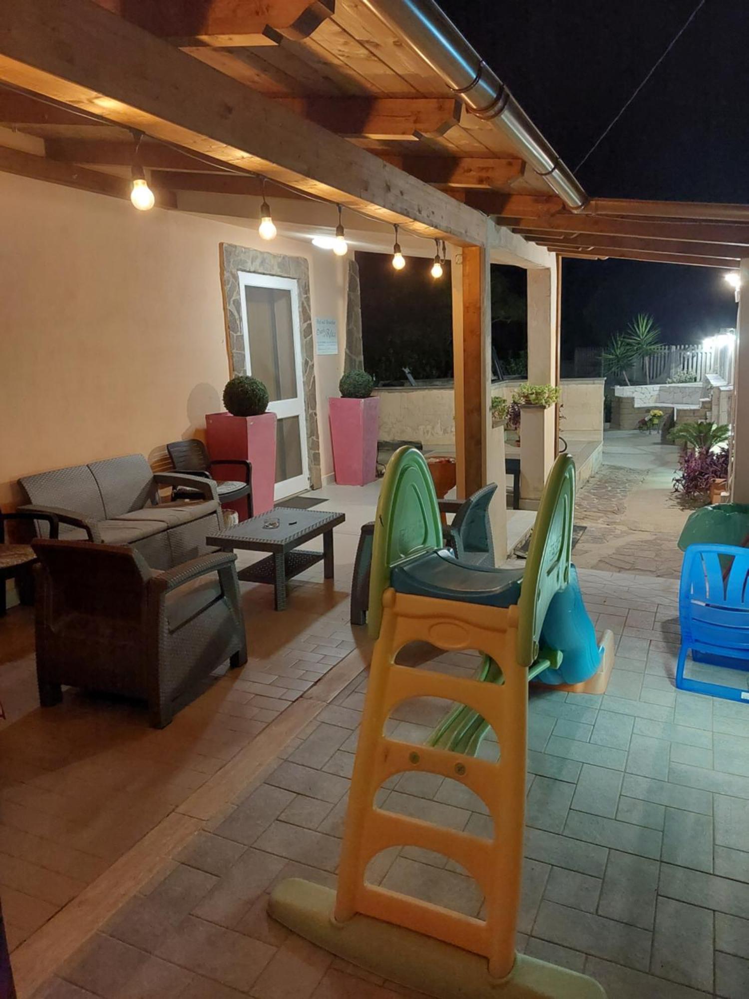 مبيت وإفطار شيفيتافيكْيا Oasi Del Relax المظهر الخارجي الصورة